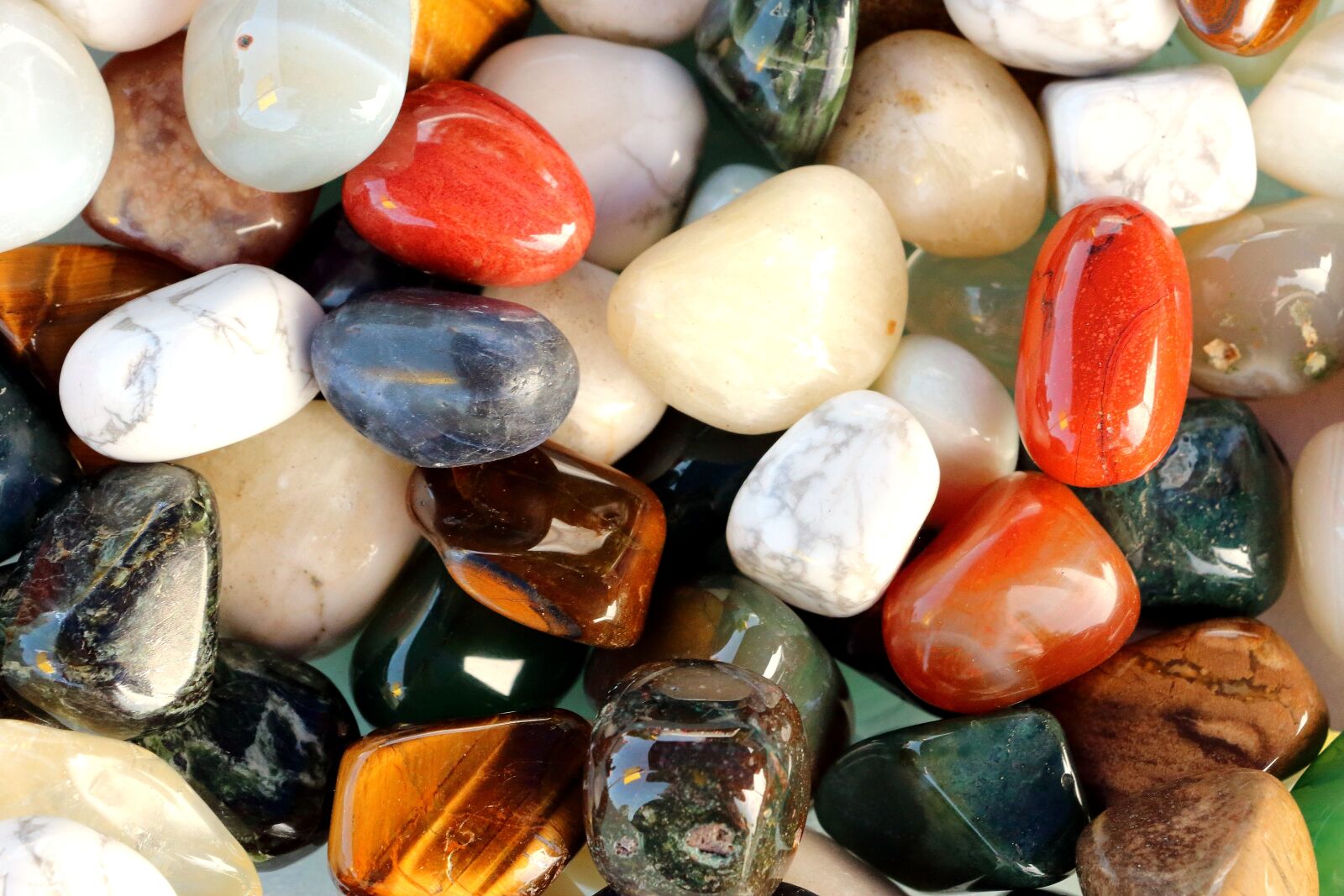 Canon EOS 700D (EOS Rebel T5i / EOS Kiss X7i) sample photo. Stones, gems, crystal photography