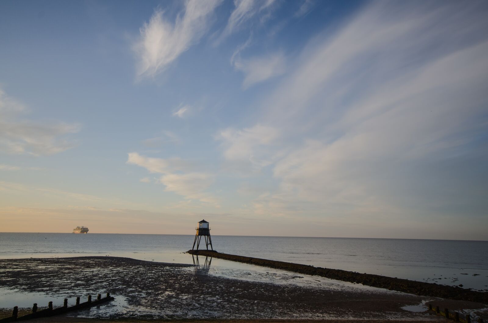 Nikon D7000 sample photo. Lighthouse, reflection, mirror image photography