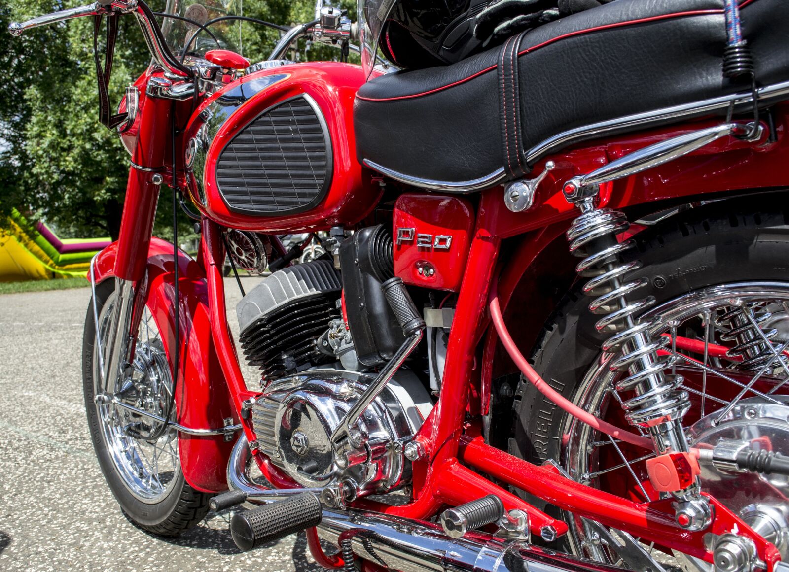 Nikon D3100 sample photo. Motorcycle, chrome, classic photography