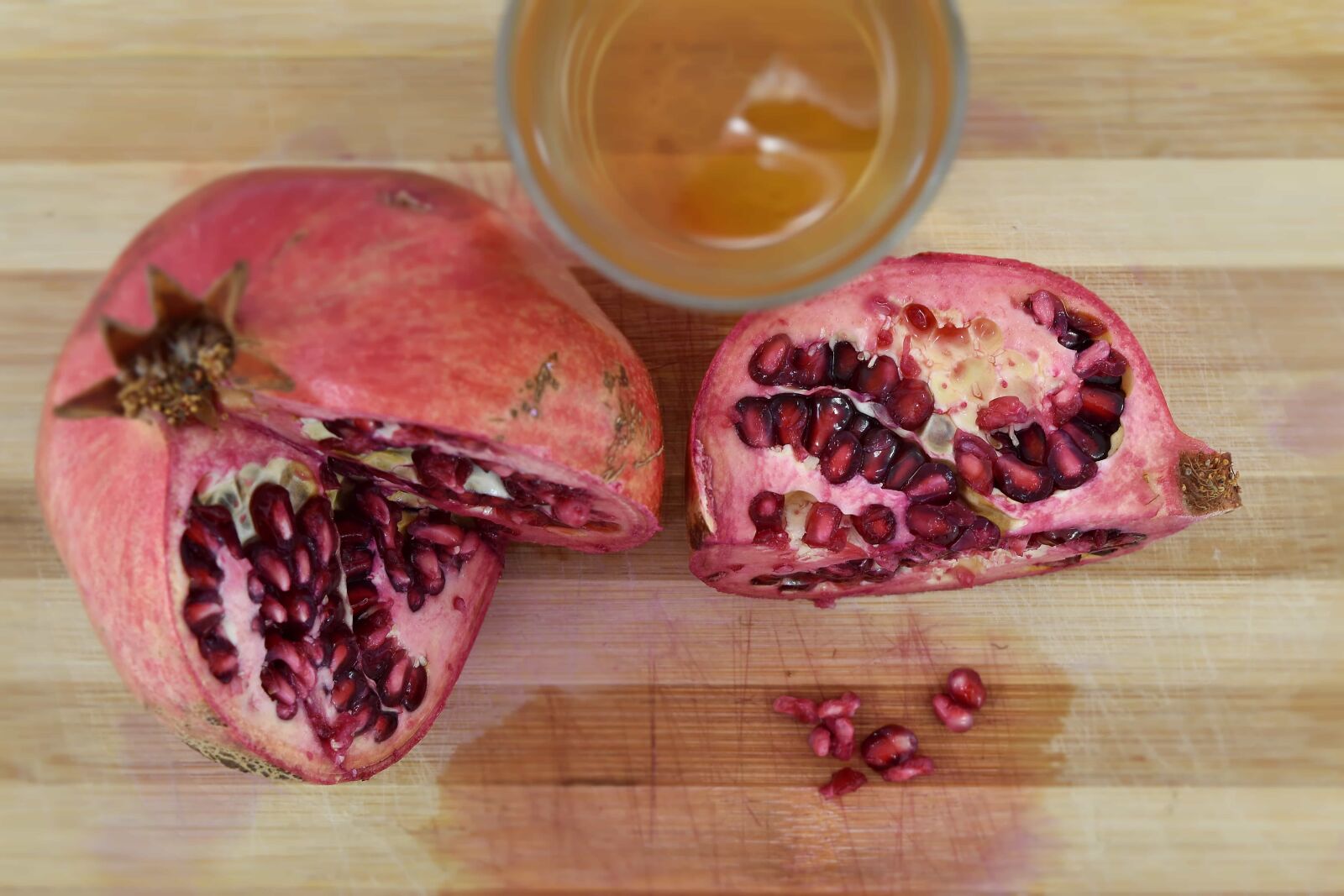 Nikon D5500 sample photo. Antioxidant, antitoxin, fruit juice photography