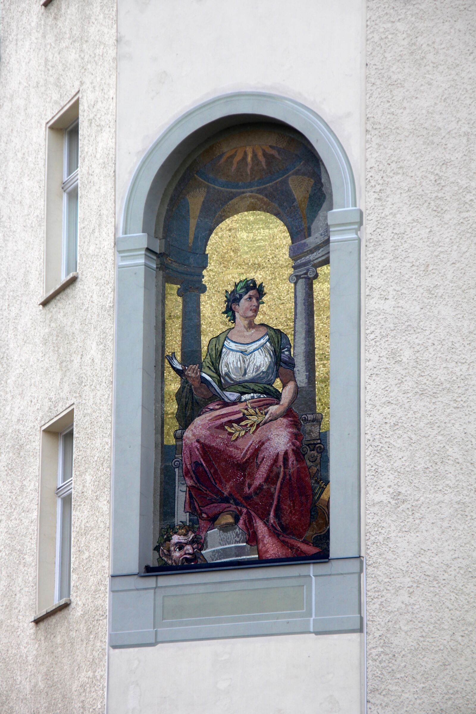 Canon EOS 60D sample photo. Fresco, facade, architecture photography