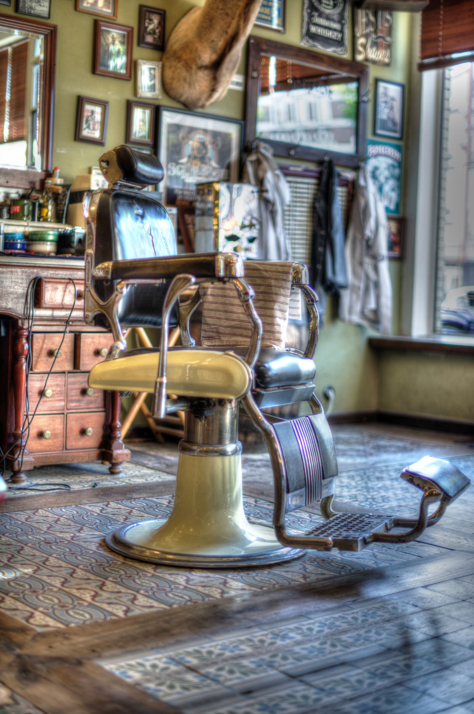 Nikon D600 sample photo. Barber, barbers, dynamic, hair photography