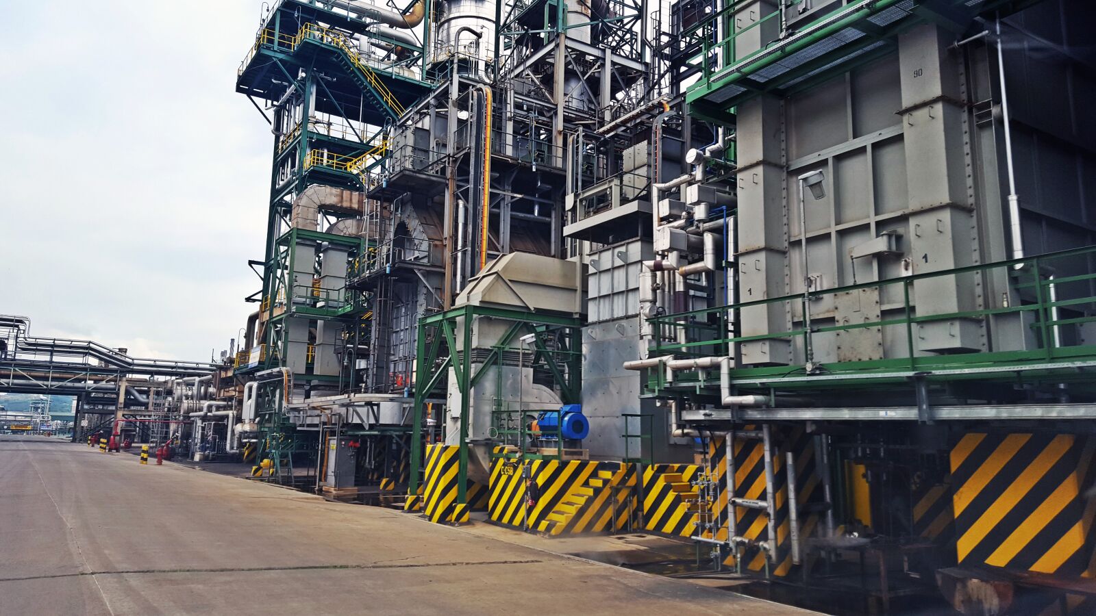 Samsung GALAXY S6 edge sample photo. Industry, refinery, refinery oil photography