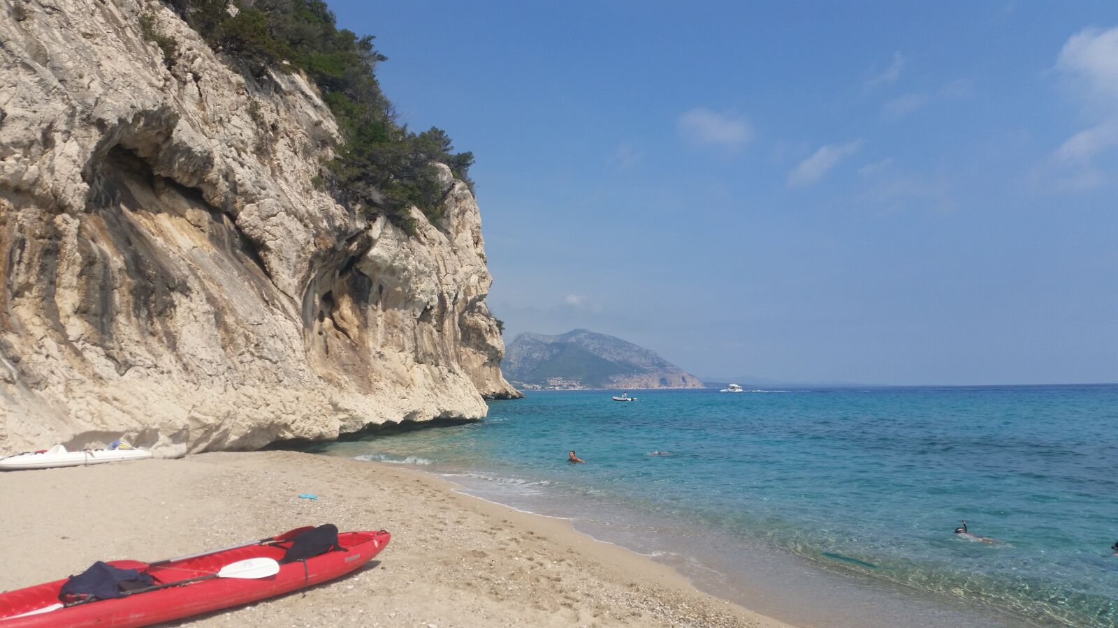 Samsung Galaxy S5 sample photo. Sardinia, canoeing, sea photography
