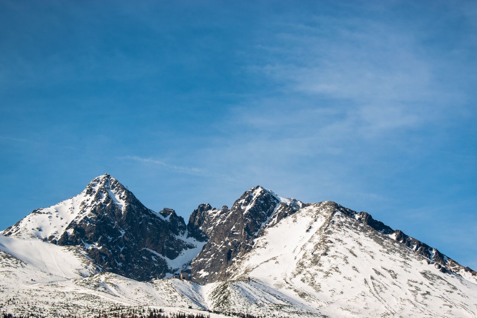 Nikon D5600 sample photo. Mountains, peak, snowy photography