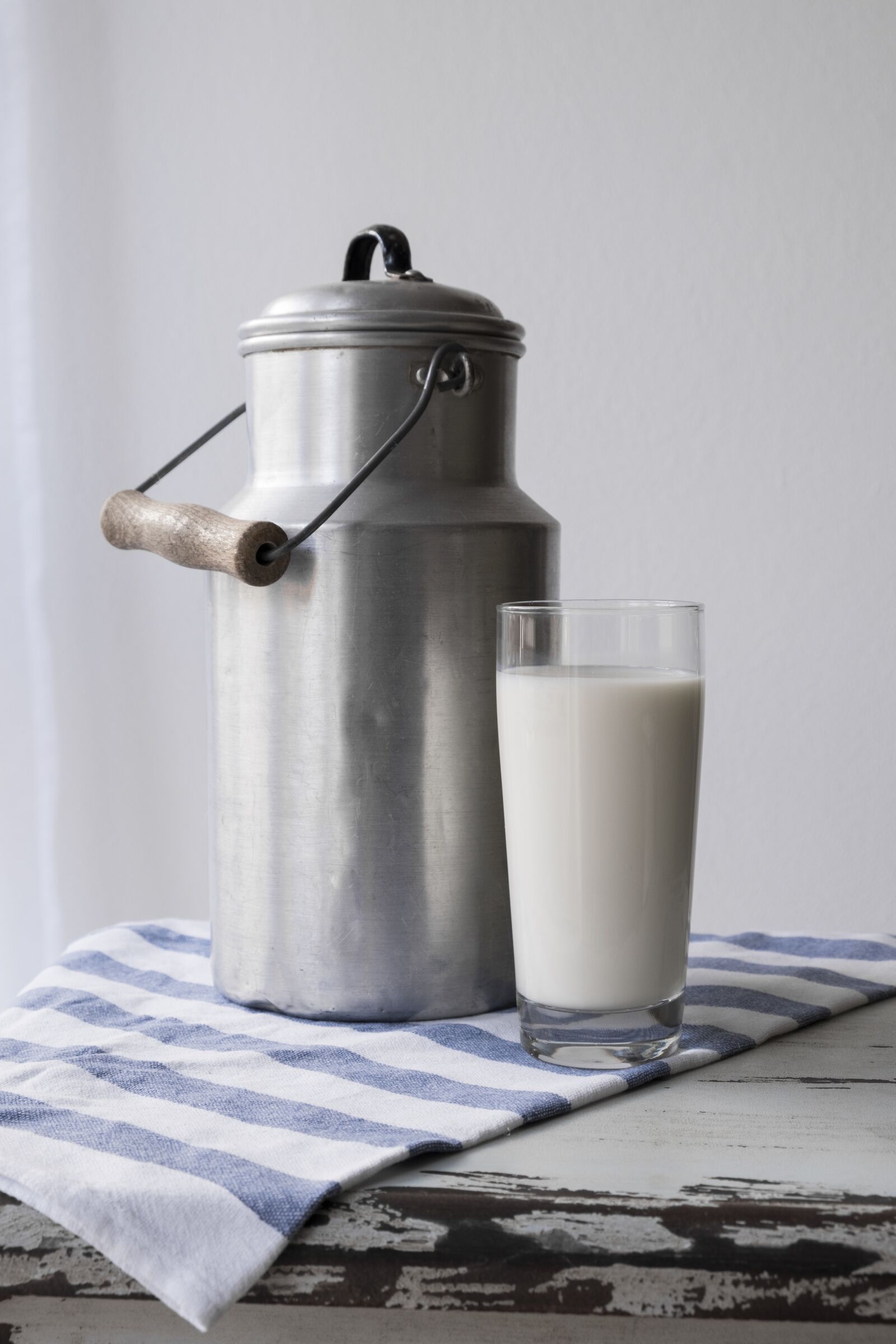 Fujifilm XF 18-55mm F2.8-4 R LM OIS sample photo. Milk, food, nutrition photography