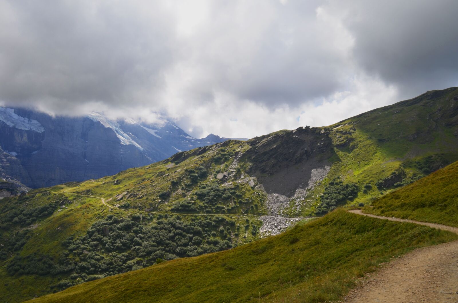 Nikon D5100 sample photo. Landscape, mountains, reported photography
