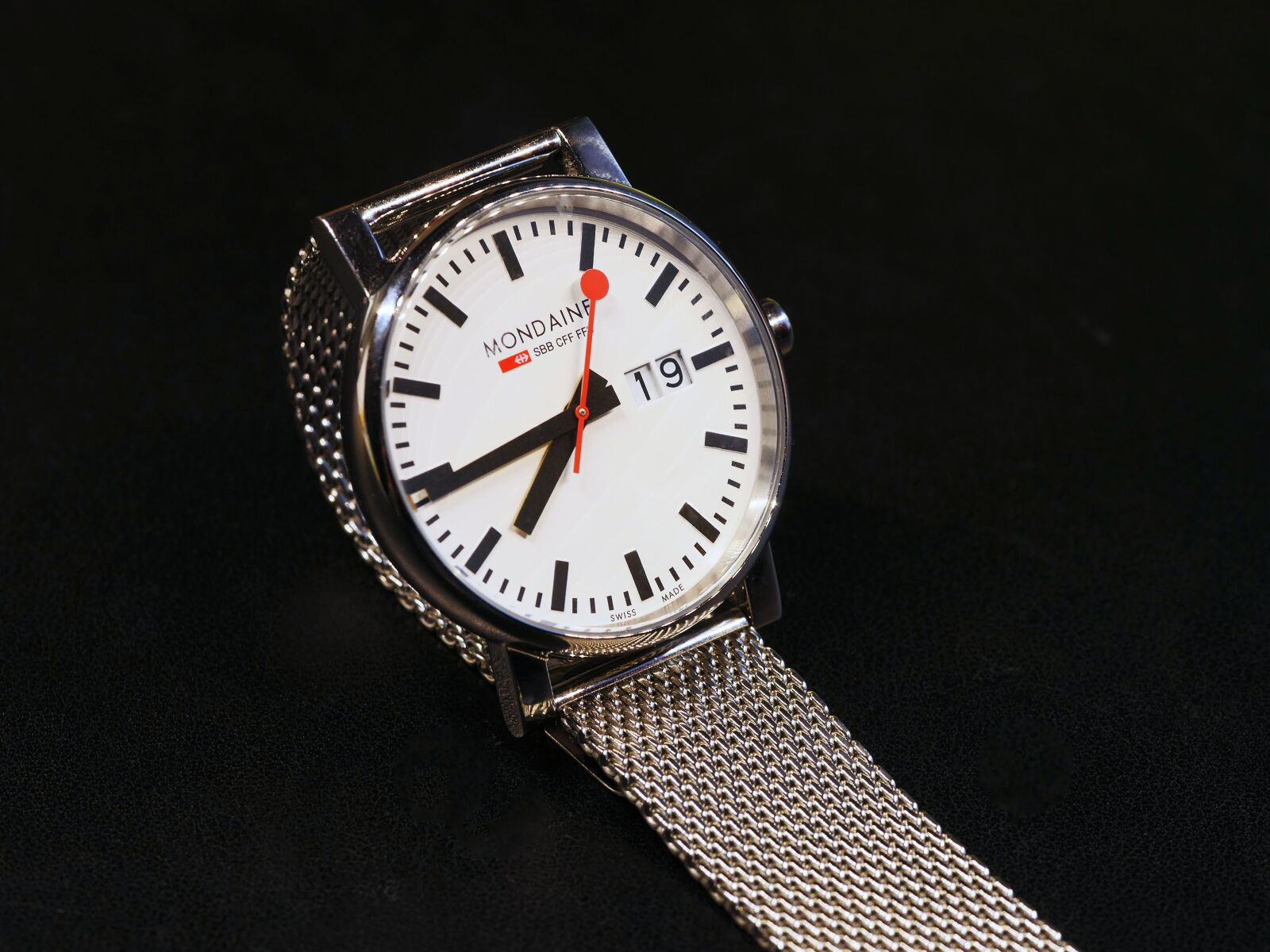 Panasonic Lumix DMC-GX8 sample photo. Wrist watch, sbb, cff photography