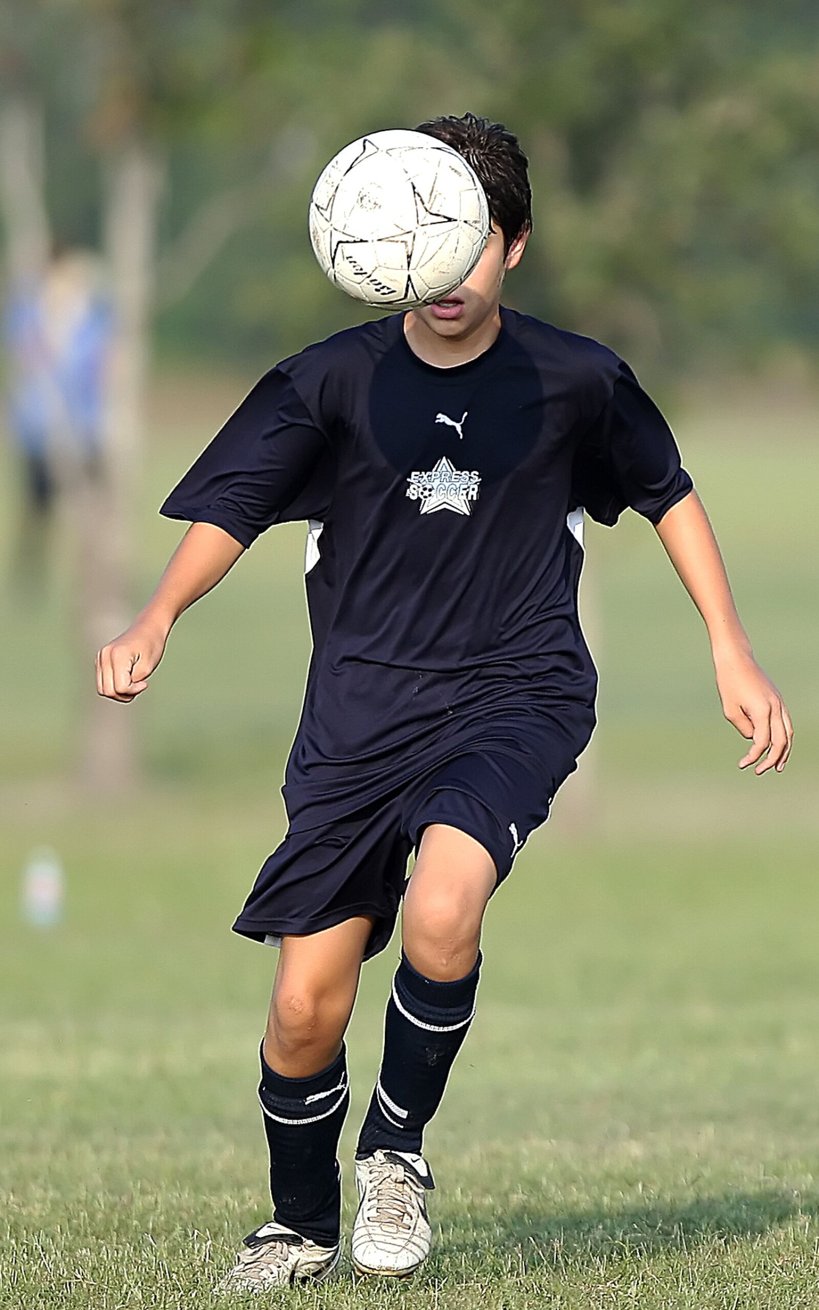 Canon EOS 30D sample photo. Soccer, football, player photography