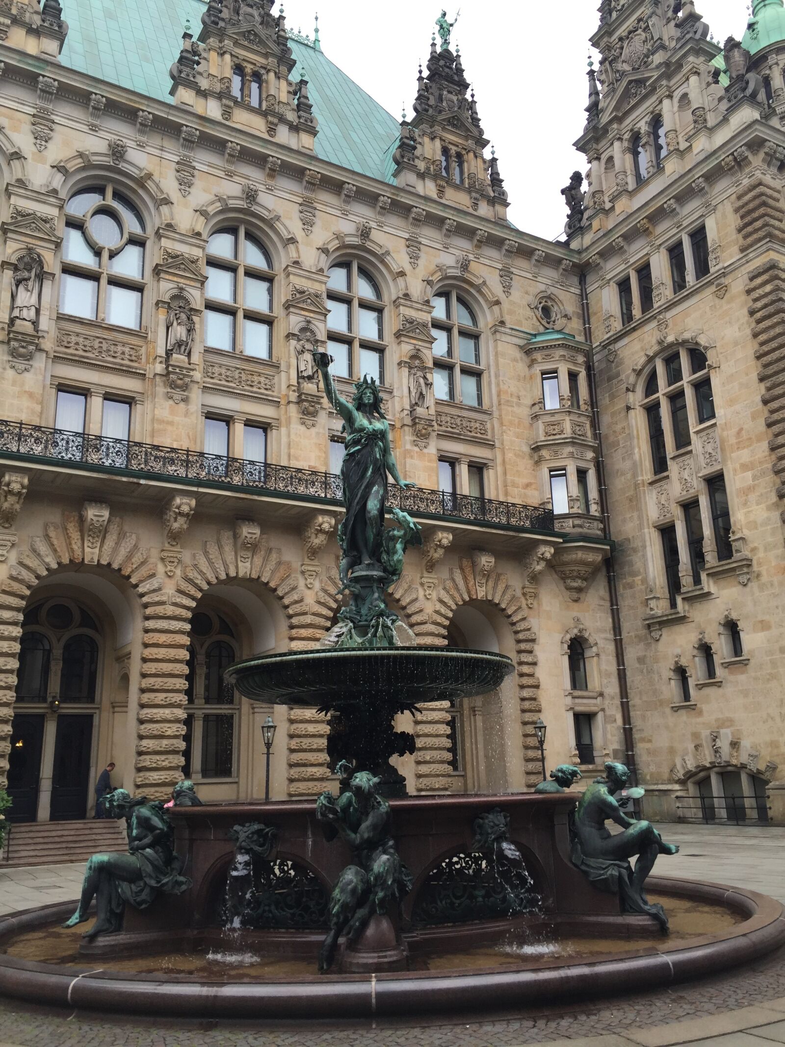 Apple iPhone 6 sample photo. Hamburg, building, fountain photography