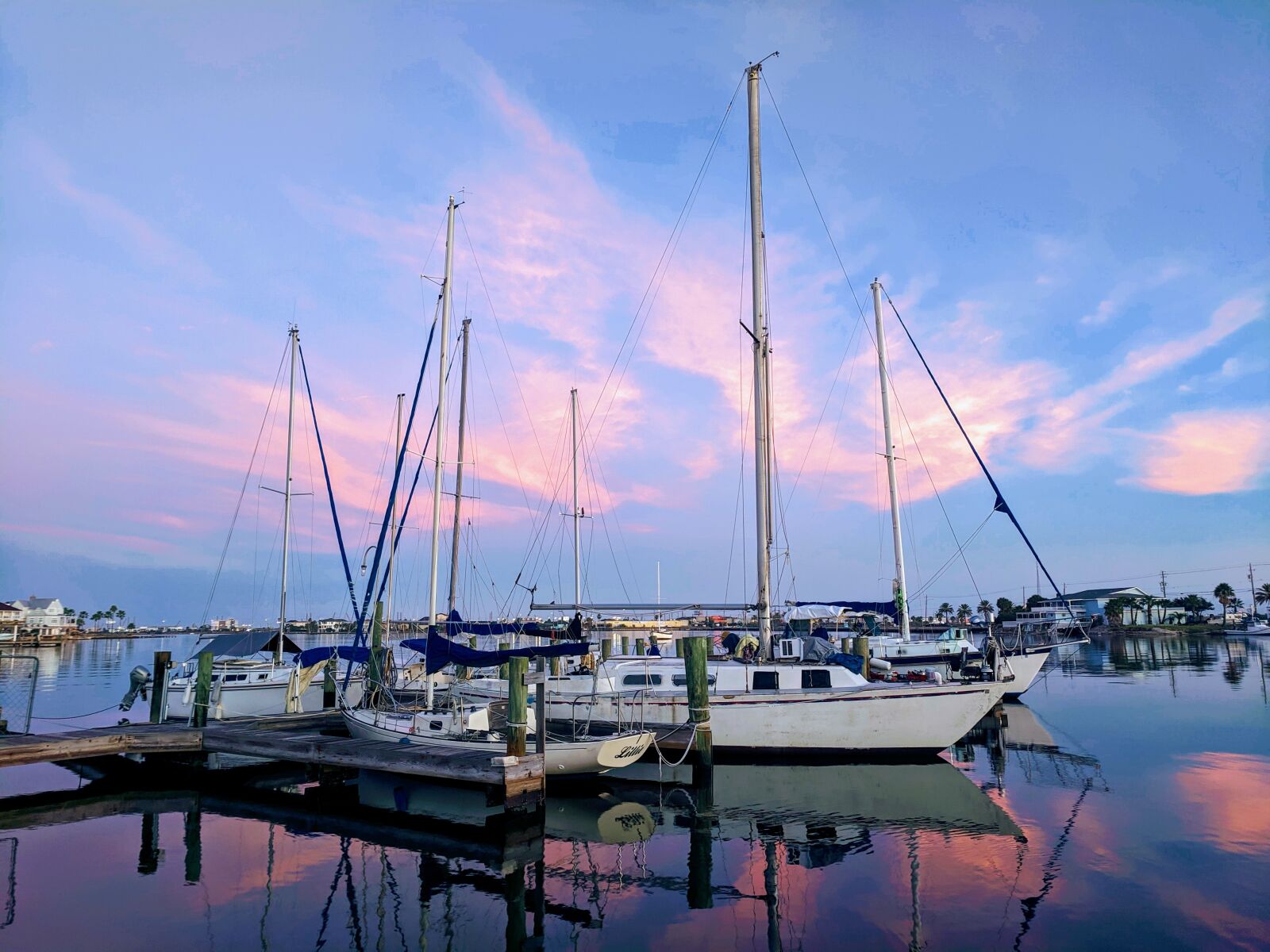 Google Pixel sample photo. Marina, boats, sailboats photography