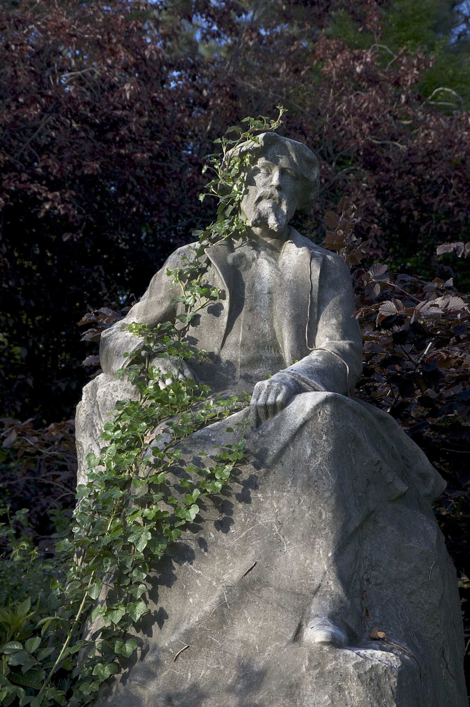 Sony Alpha DSLR-A550 sample photo. Alphonse daudet, daudet, statue photography