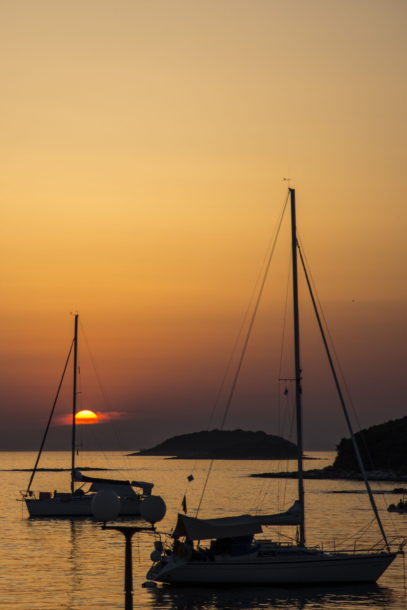 Canon EOS 6D + Canon EF 24-105mm F4L IS USM sample photo. Zeezon, sailing, beach photography