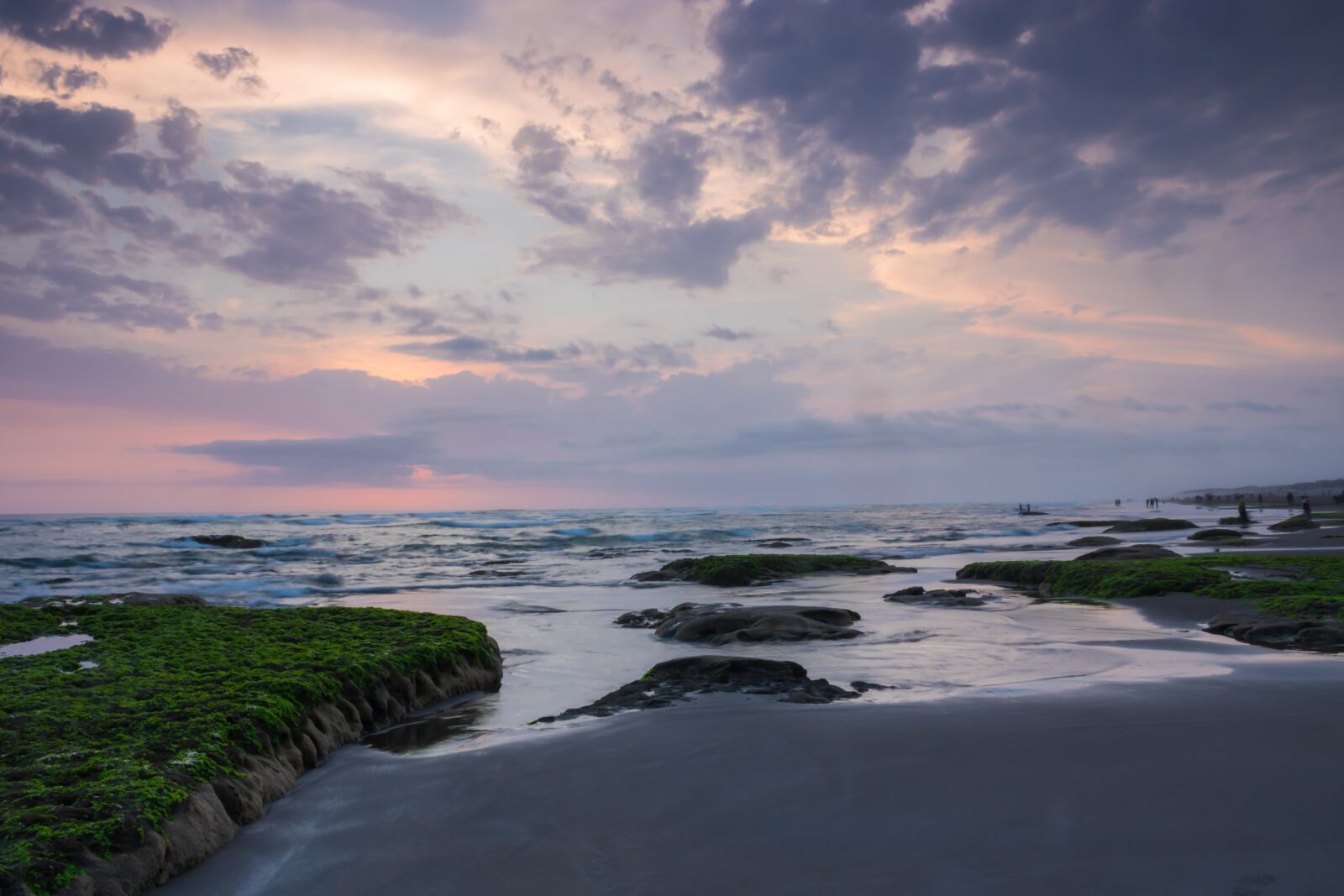 Canon EOS 750D (EOS Rebel T6i / EOS Kiss X8i) sample photo. Sunrise, sea, sky photography