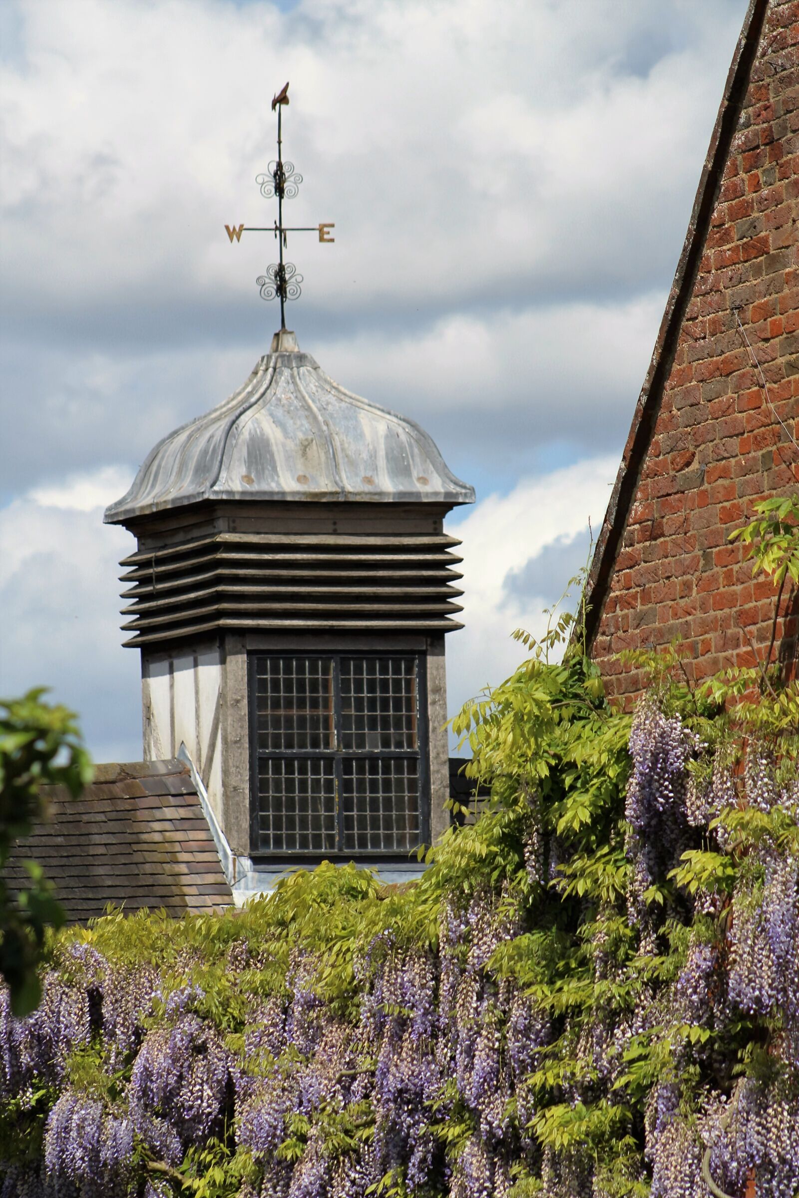 Canon EF75-300mm f/4-5.6 sample photo. Architecture, outdoors, nature photography