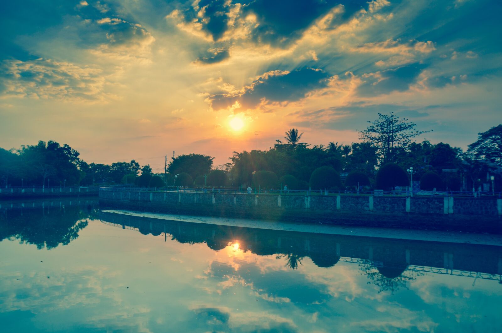 Nikon D5100 sample photo. Dawn, sunset, the sun photography
