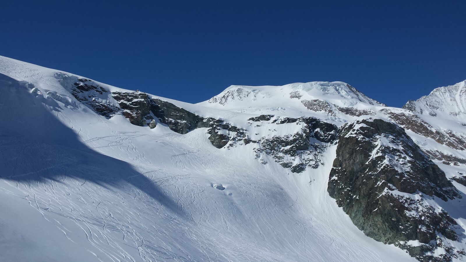 Samsung Galaxy S4 sample photo. Mountain, snow, sky photography