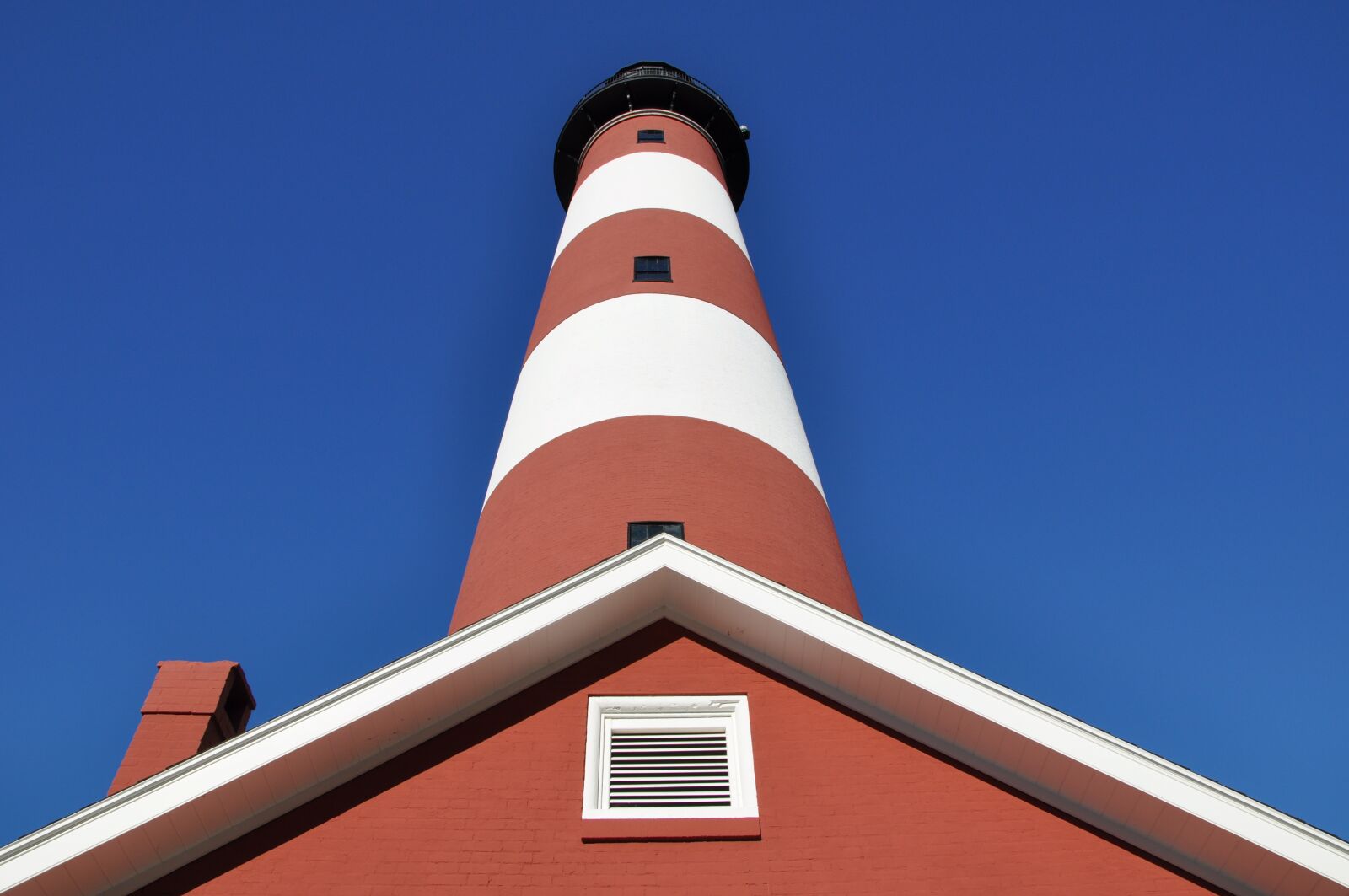 Nikon D90 sample photo. Lighthouse, stripes, coast photography