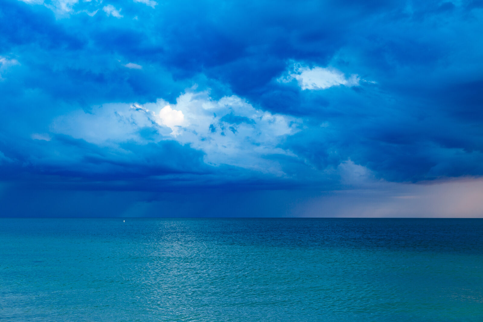 Canon EOS 6D + Canon EF 50mm F1.8 STM sample photo. Blue, ocean, with, cloudy photography