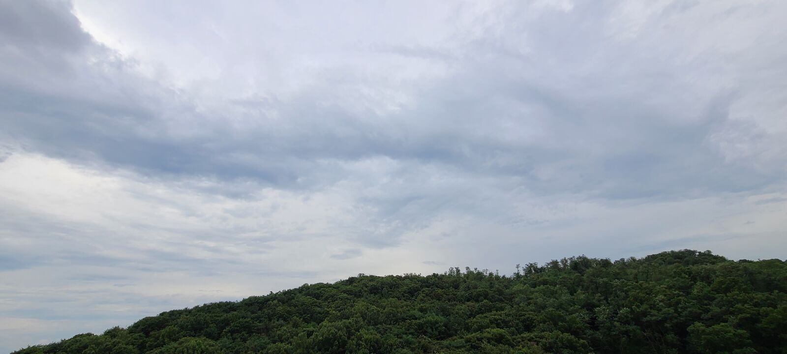Samsung SM-G988N sample photo. Sky, typhoon, mountain photography