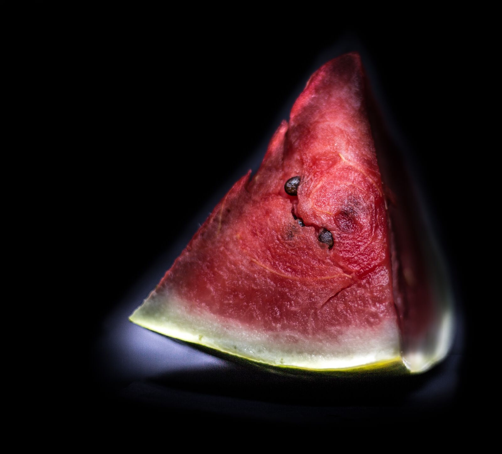 Canon EOS 6D + Canon EF 50mm F1.8 STM sample photo. Watermelon, food, fruit photography