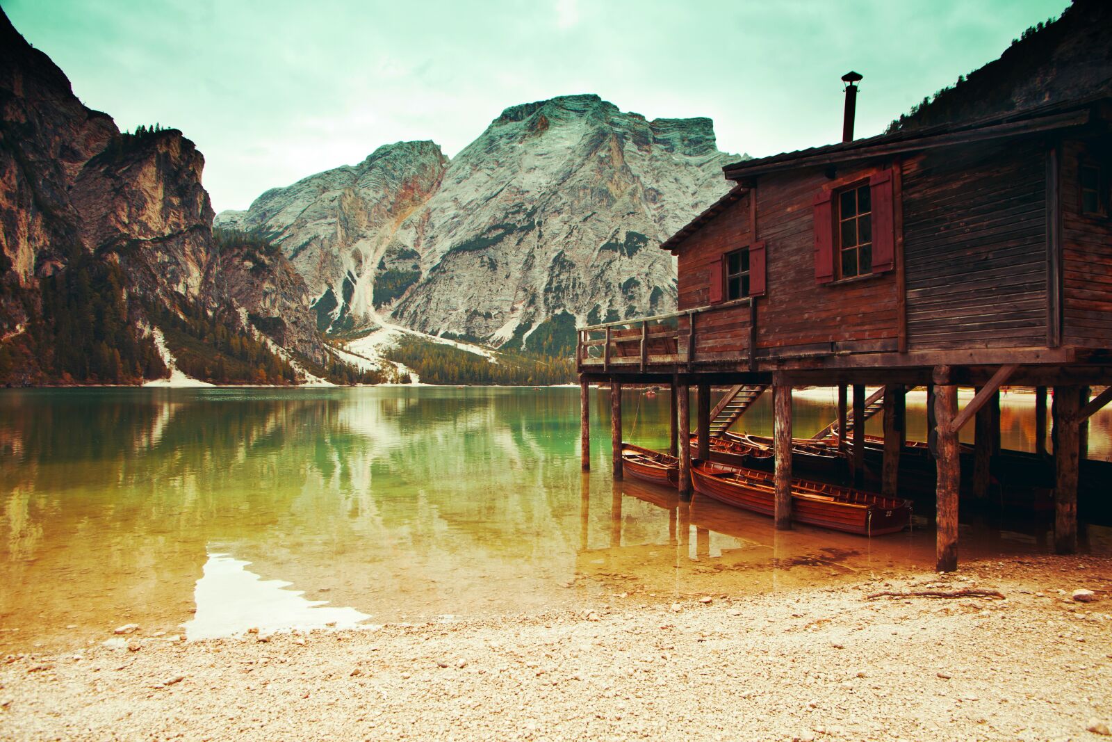 Canon EOS 5D Mark II sample photo. Braies, lake, nature photography