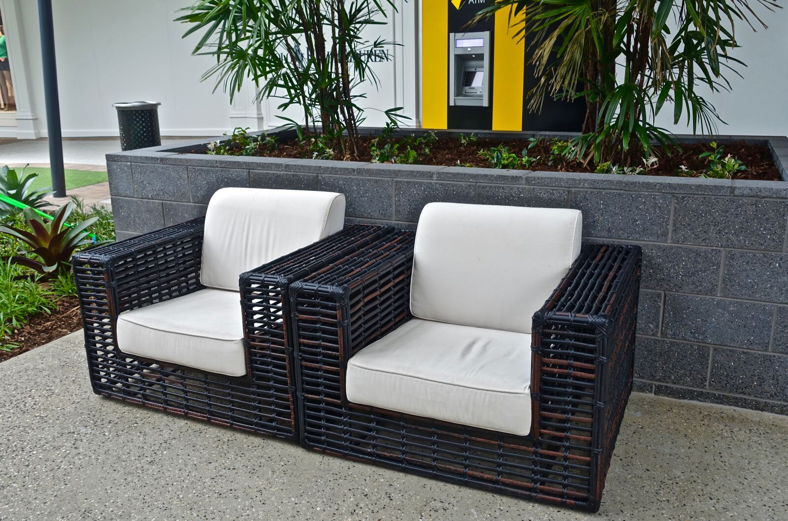 Sony Cyber-shot DSC-RX100 III sample photo. Seat, relax, armchairs photography
