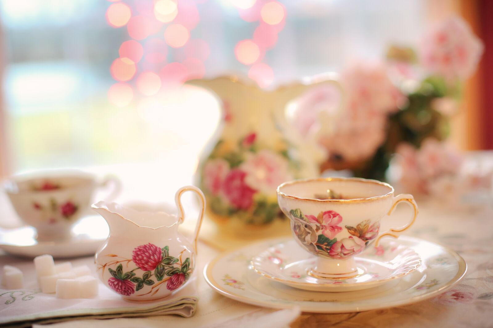 Canon EF 50mm F1.4 USM sample photo. Tea, tea party, pink photography
