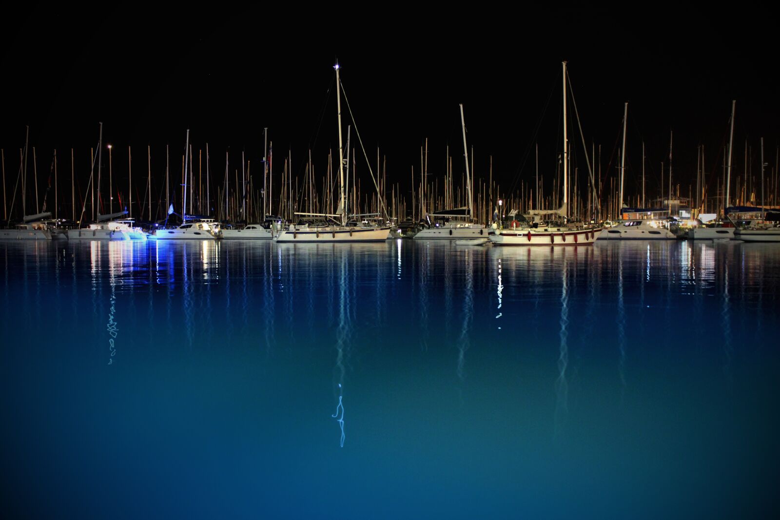 Canon EOS 600D (Rebel EOS T3i / EOS Kiss X5) sample photo. Port, sea, greece photography