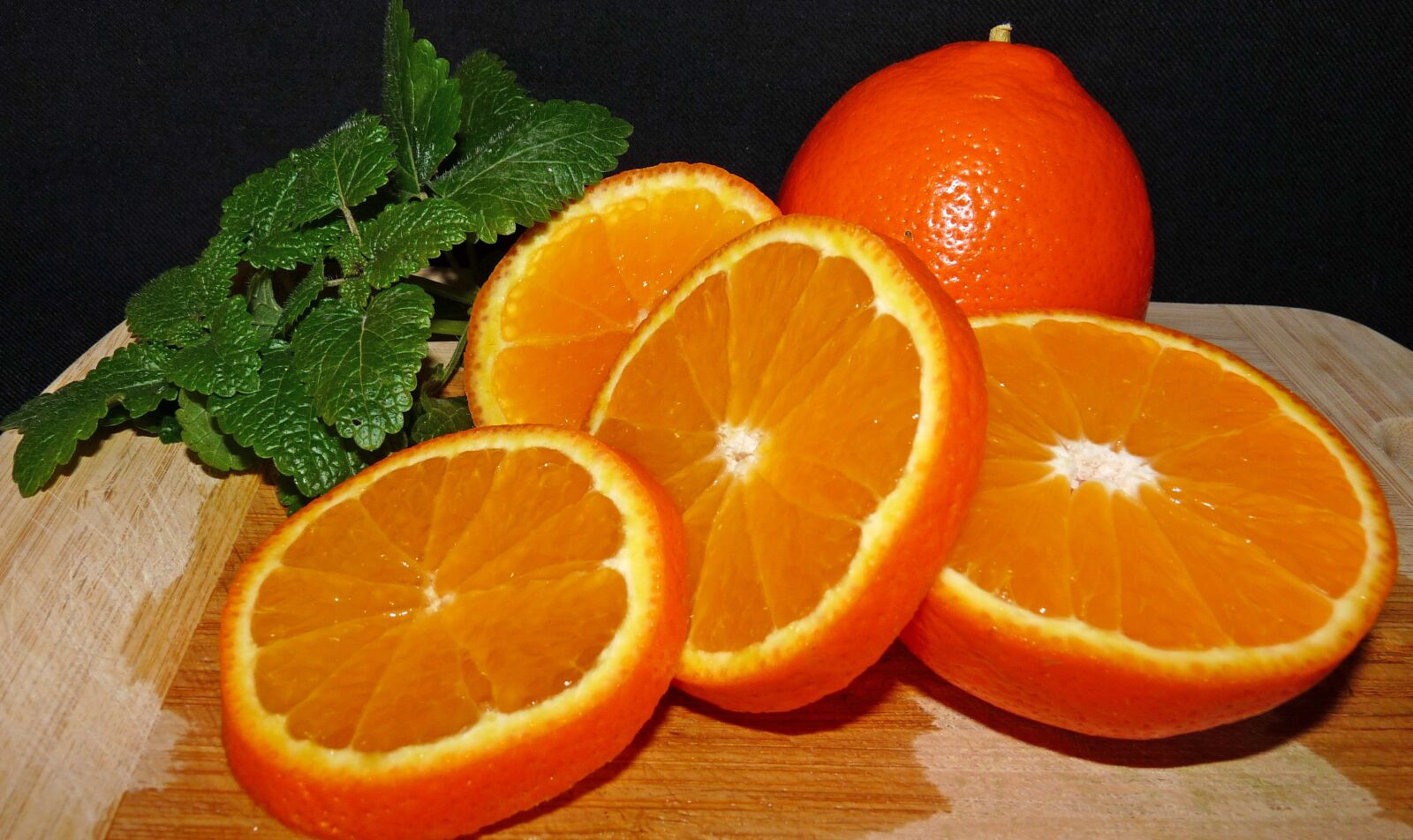 Panasonic Lumix DMC-FZ28 sample photo. Fruit, citrus, oranges photography