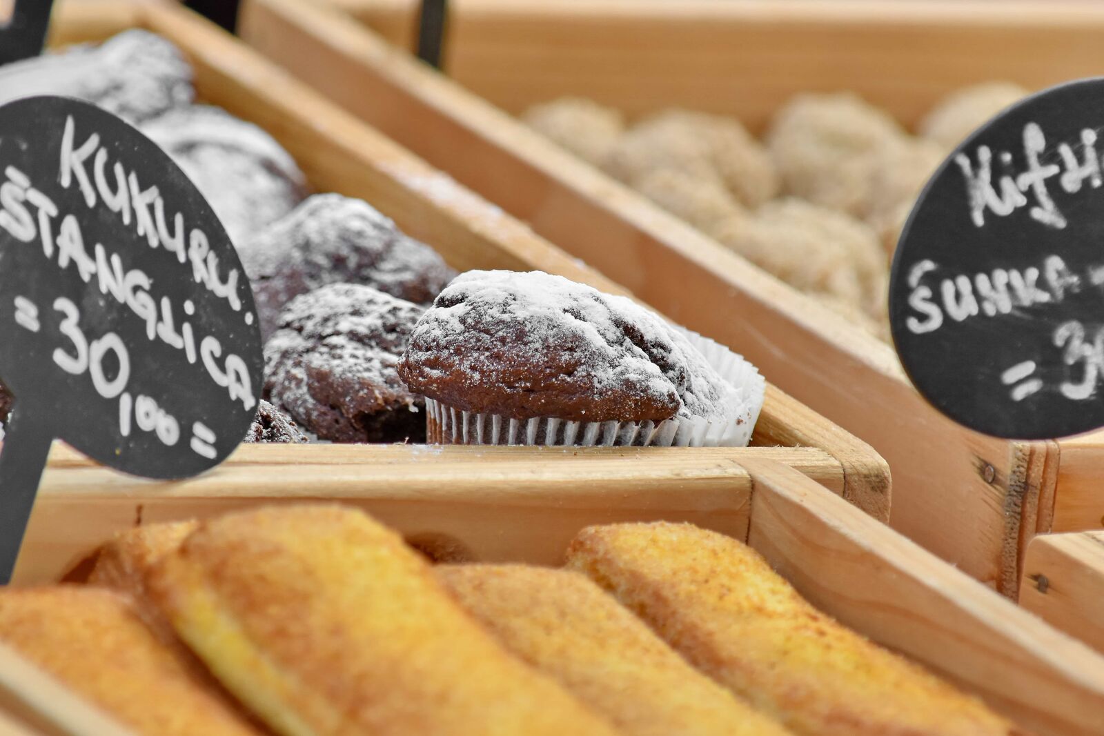 Nikon D5500 sample photo. Baking powder, cookies, merchandise photography