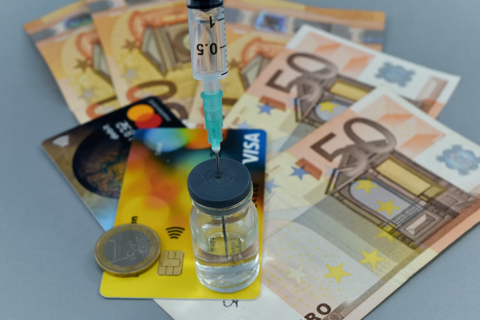 Nikon D5500 sample photo. Economy, finance, income, injection photography