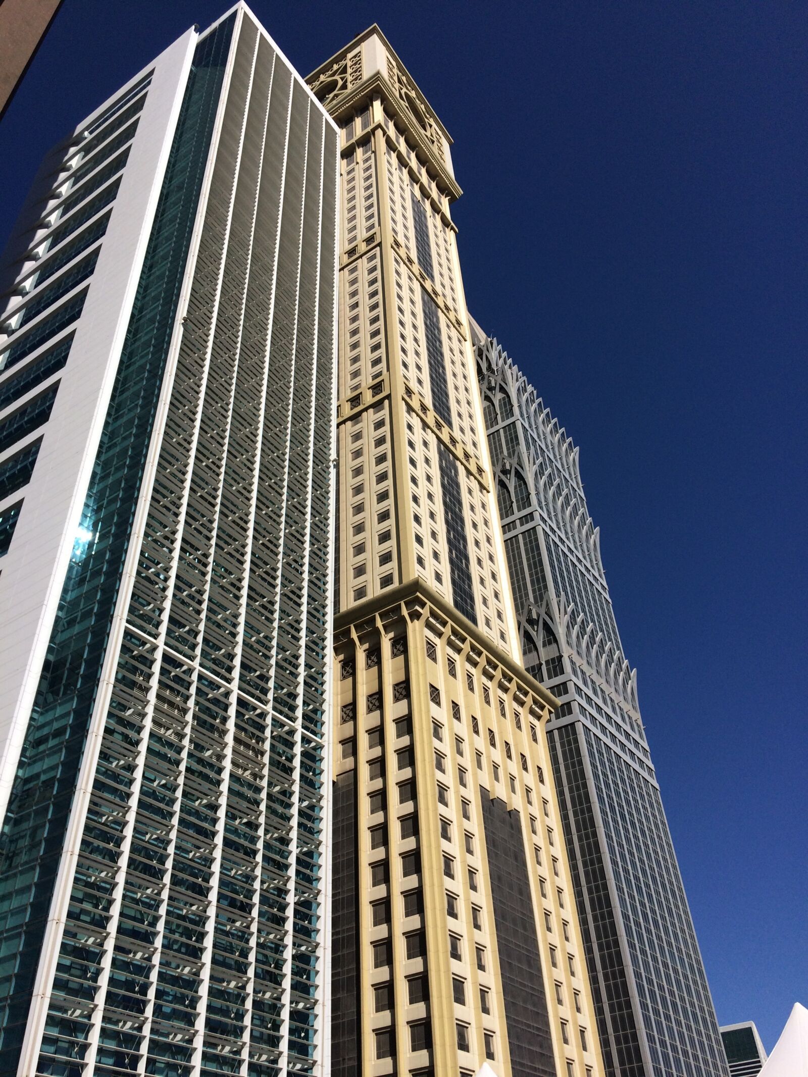iPhone 5s back camera 4.15mm f/2.2 sample photo. Dubai, maze, tower, neighbors photography