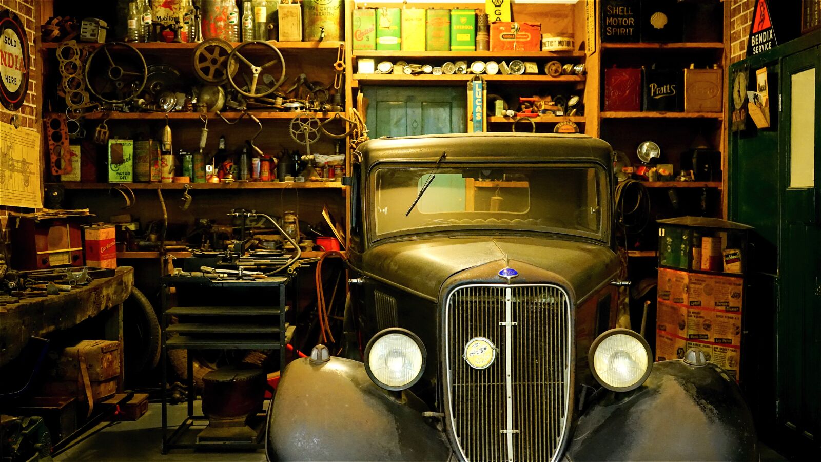 Sony a7 + Sony FE 28-70mm F3.5-5.6 OSS sample photo. Workshop, garage, mechanic photography