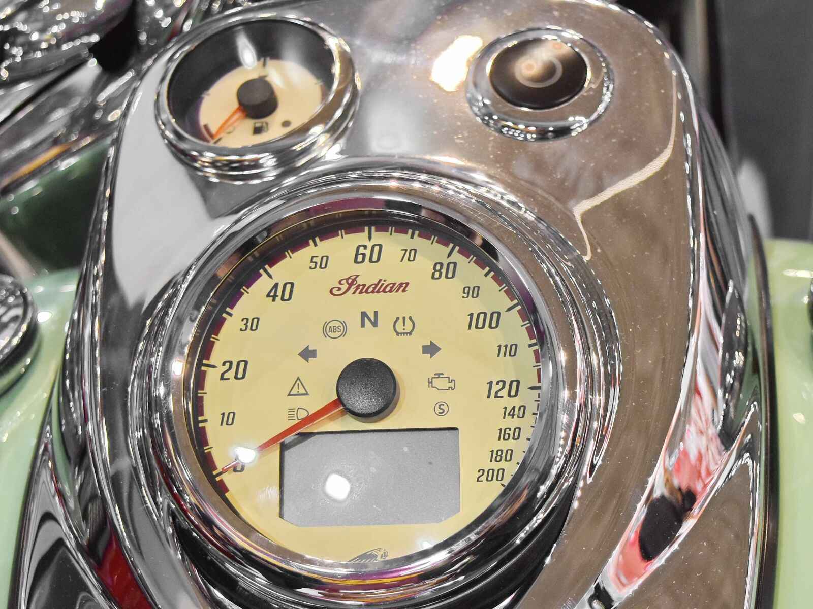 Nikon D5500 sample photo. Dashboard, motorcyclist, speed limit photography