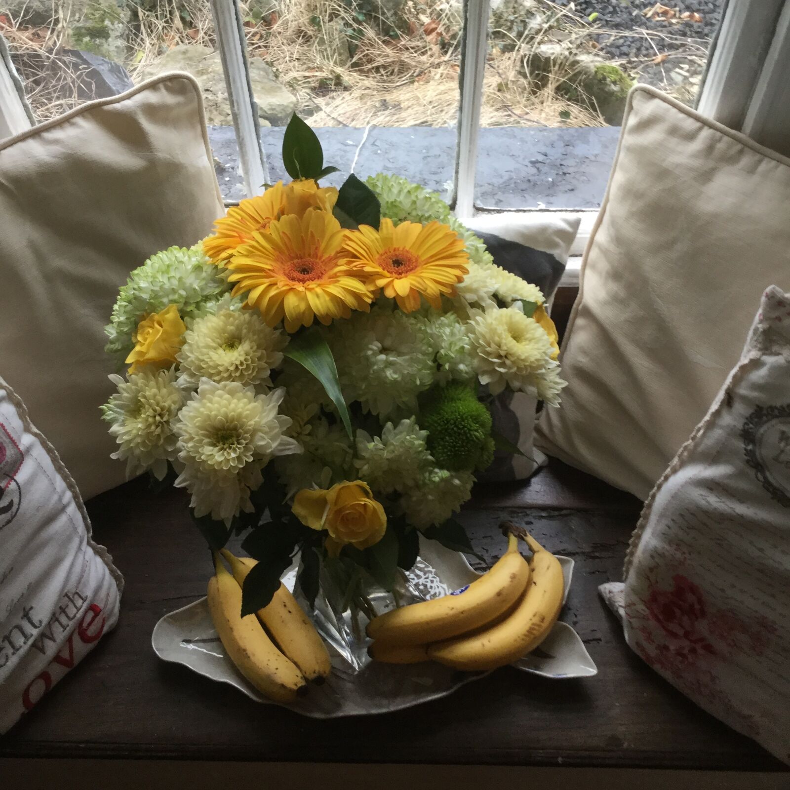 Apple iPad Air 2 sample photo. Flowers, bananas, cottage window photography