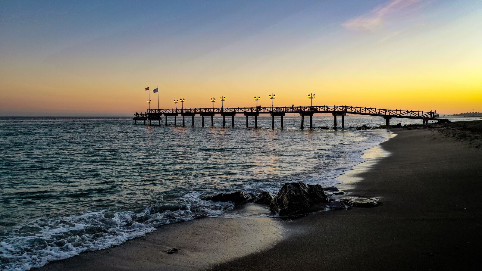 Hasselblad L1D-20c sample photo. Sunset, sea, jetty photography