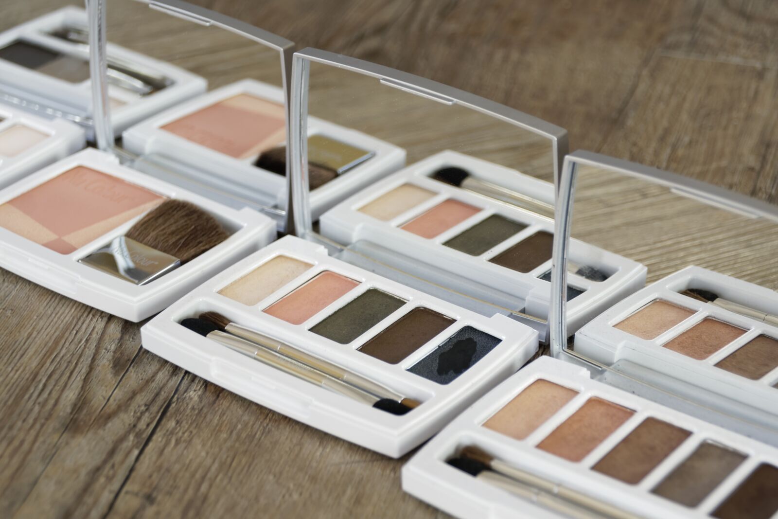 Canon EOS 30D sample photo. Cosmetics, make up, makeup photography