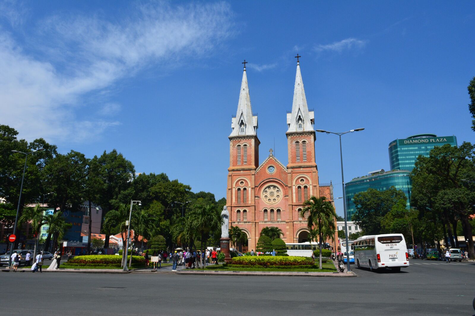 Nikon D5200 sample photo. Cathedral, church, architecture photography
