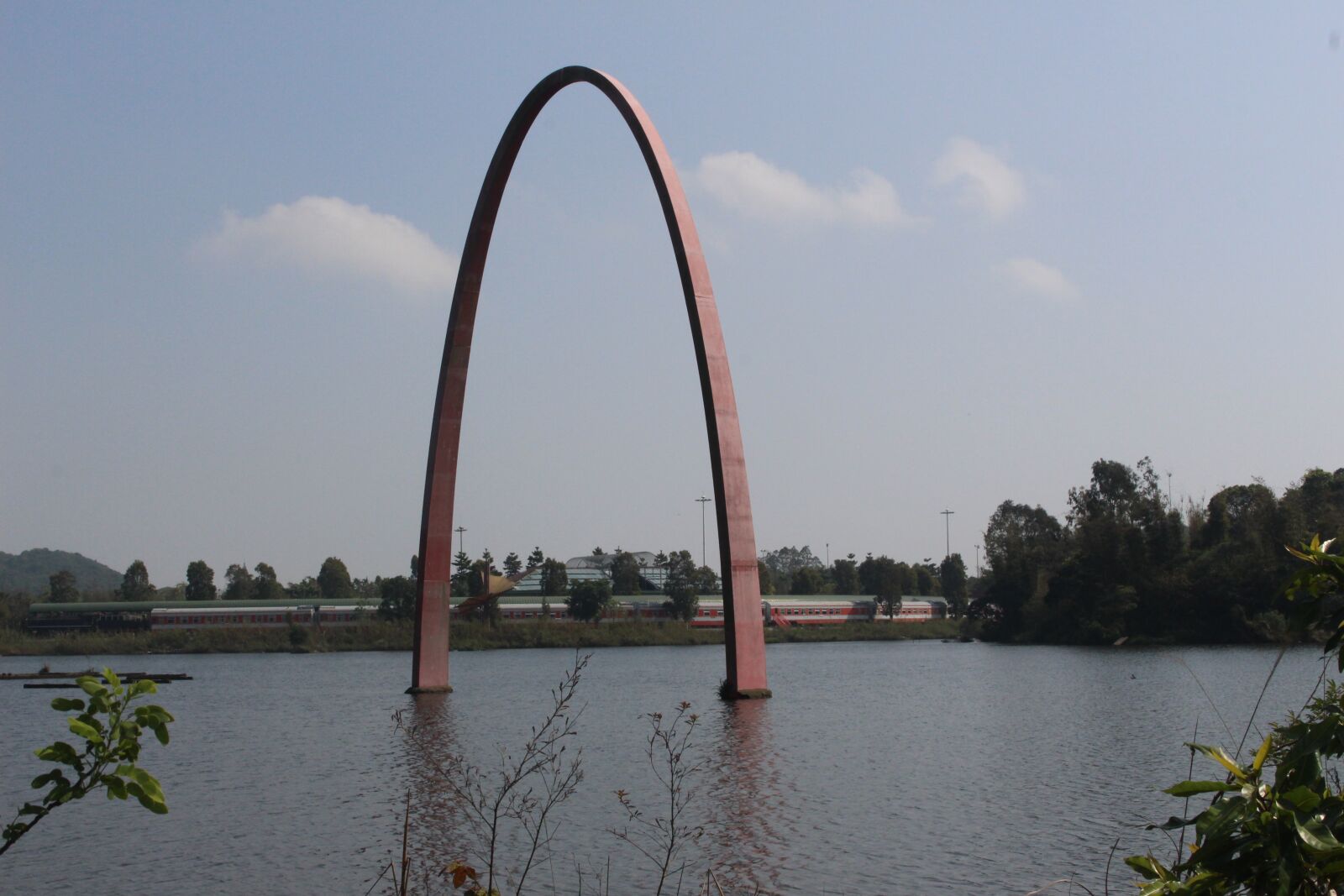 Canon EOS 700D (EOS Rebel T5i / EOS Kiss X7i) sample photo. Shenzhen, lake, blue sky photography