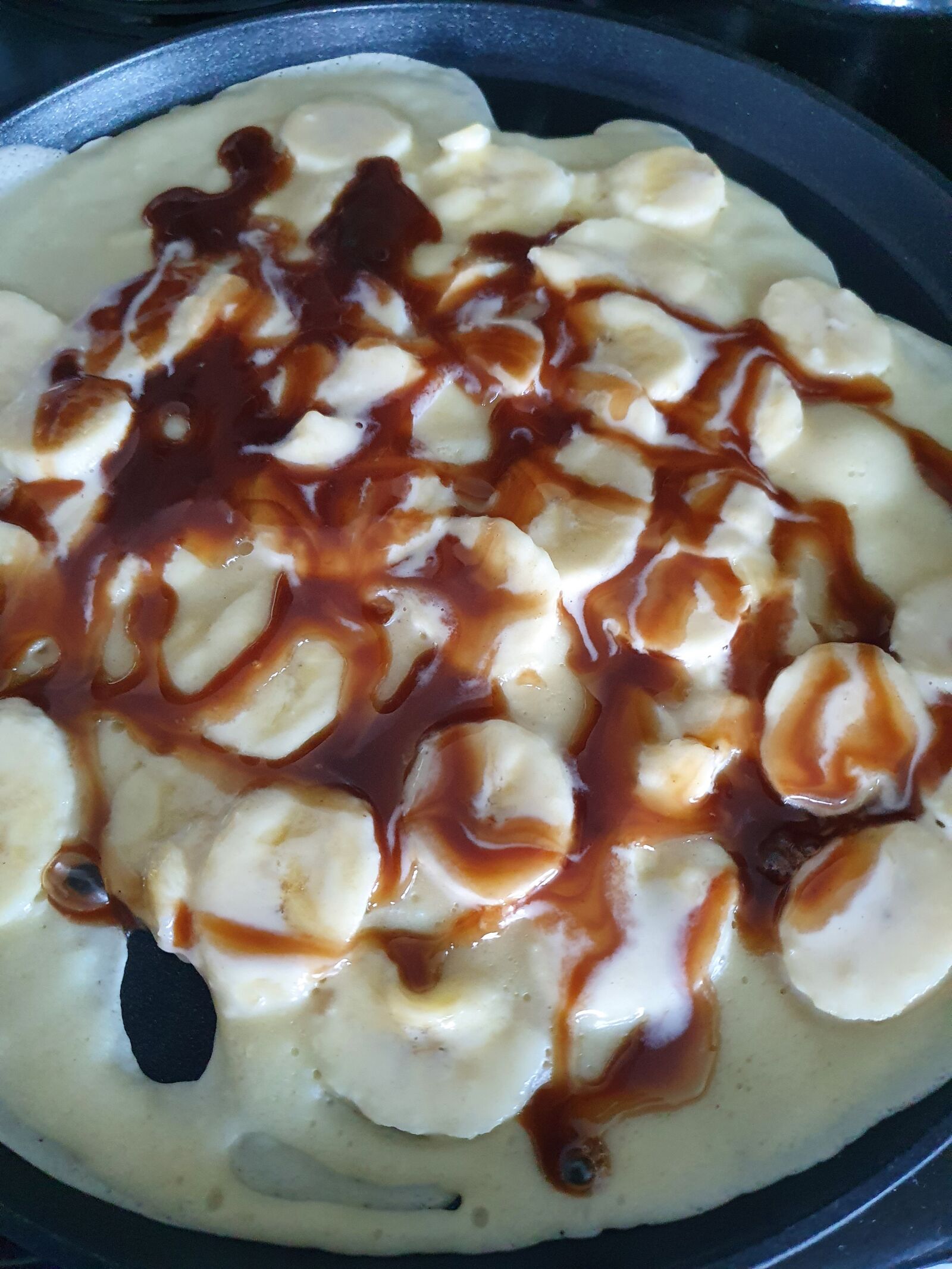 Samsung Galaxy S10 sample photo. Pancakes, banana, chocolate photography