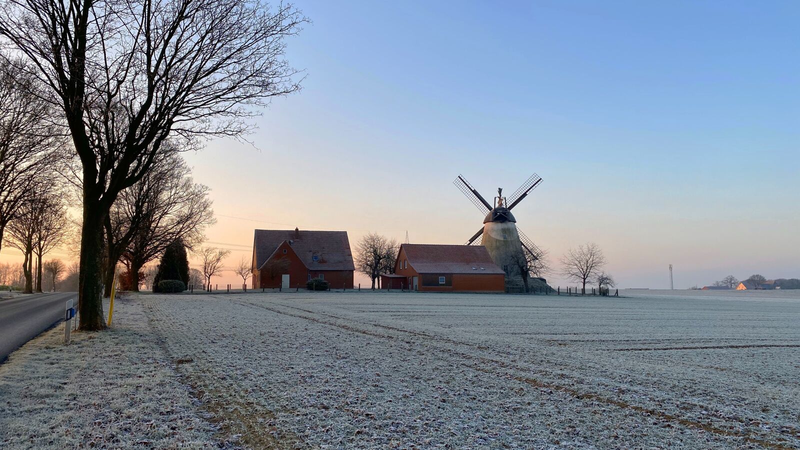 Apple iPhone 11 Pro Max sample photo. Mill, winter, frost photography