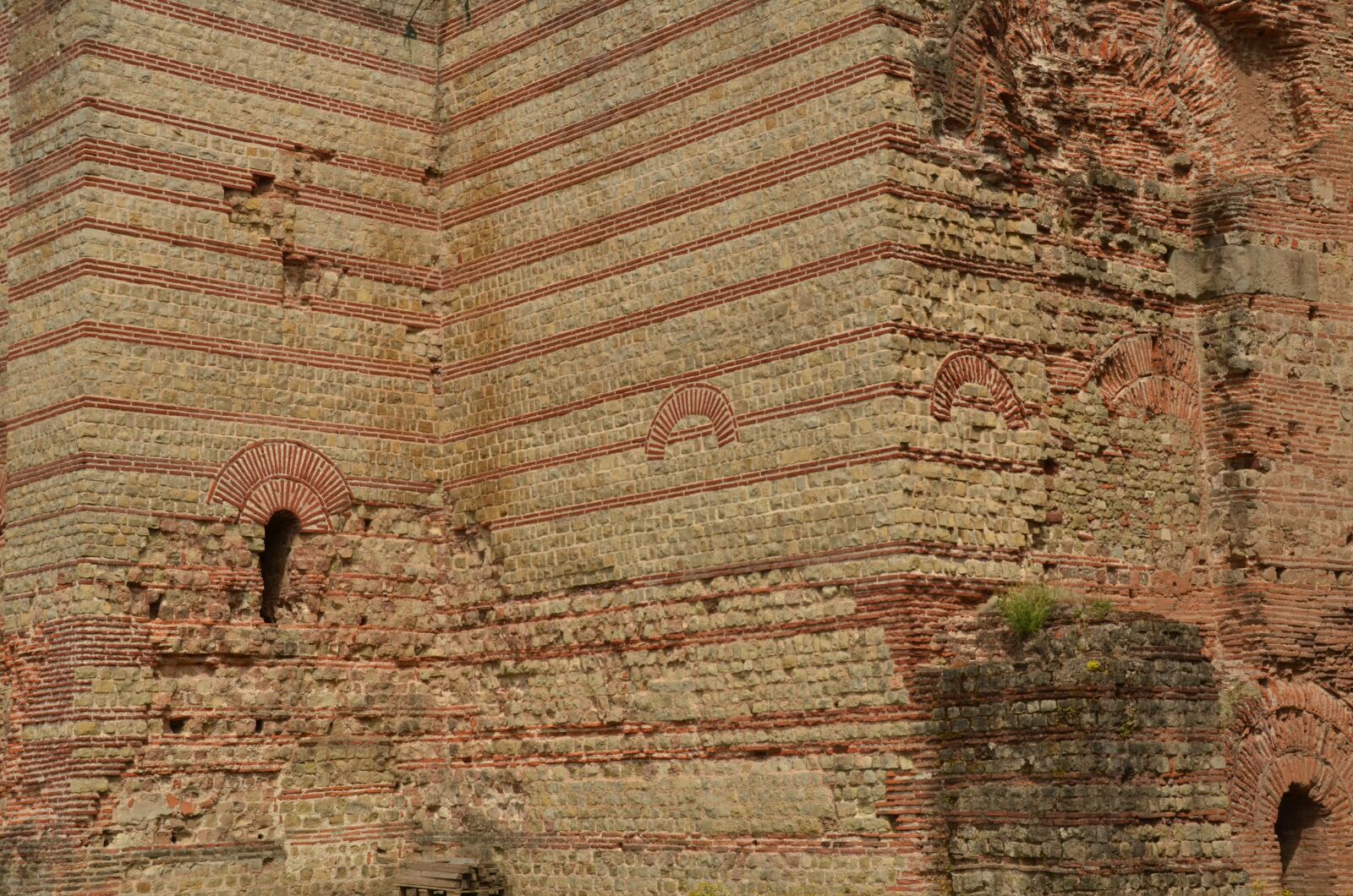 Nikon D7000 sample photo. Ruin, kaiser thermal, roman photography