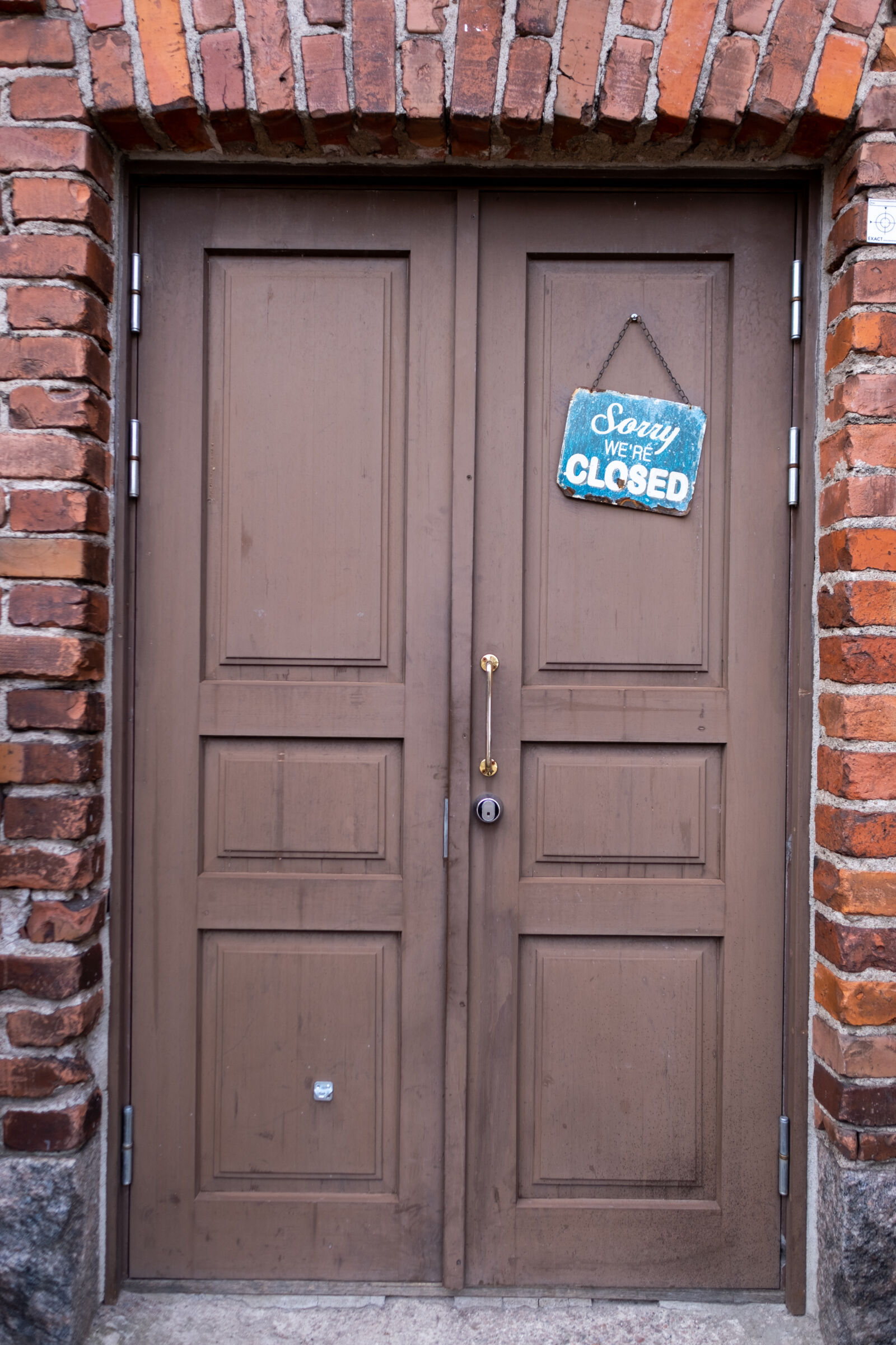 Sigma 16mm F1.4 DC DN | C sample photo. Closed doorway photography