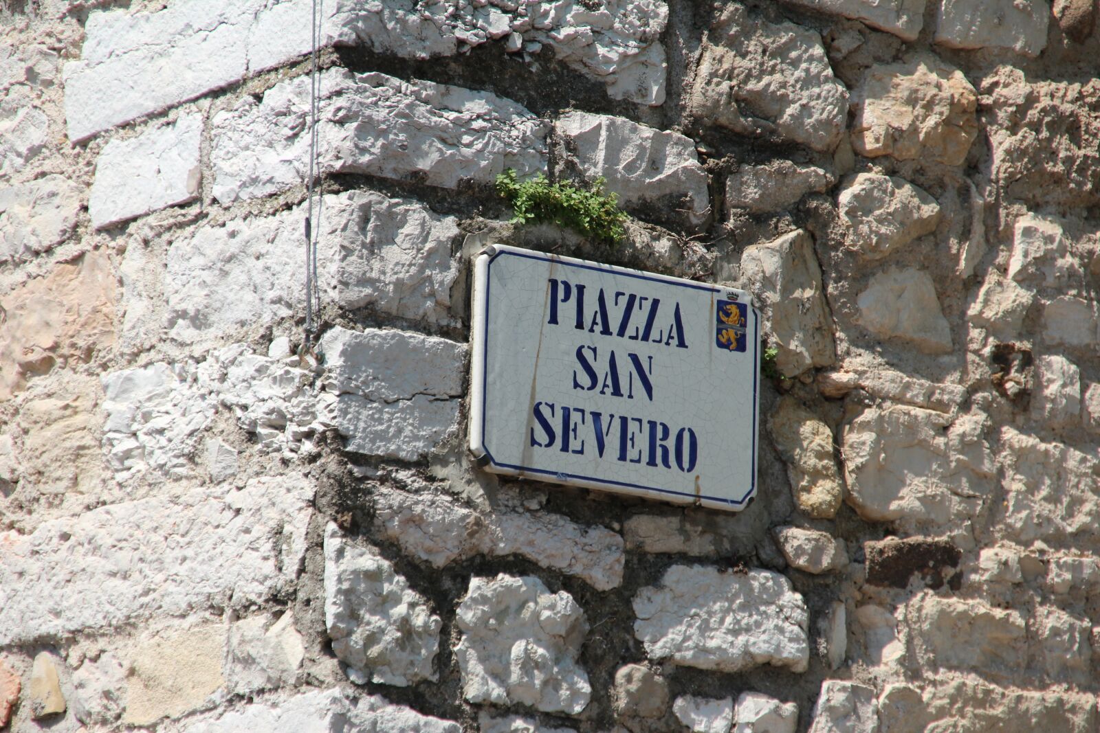 Canon EOS 600D (Rebel EOS T3i / EOS Kiss X5) sample photo. Piazza san severo, italy photography