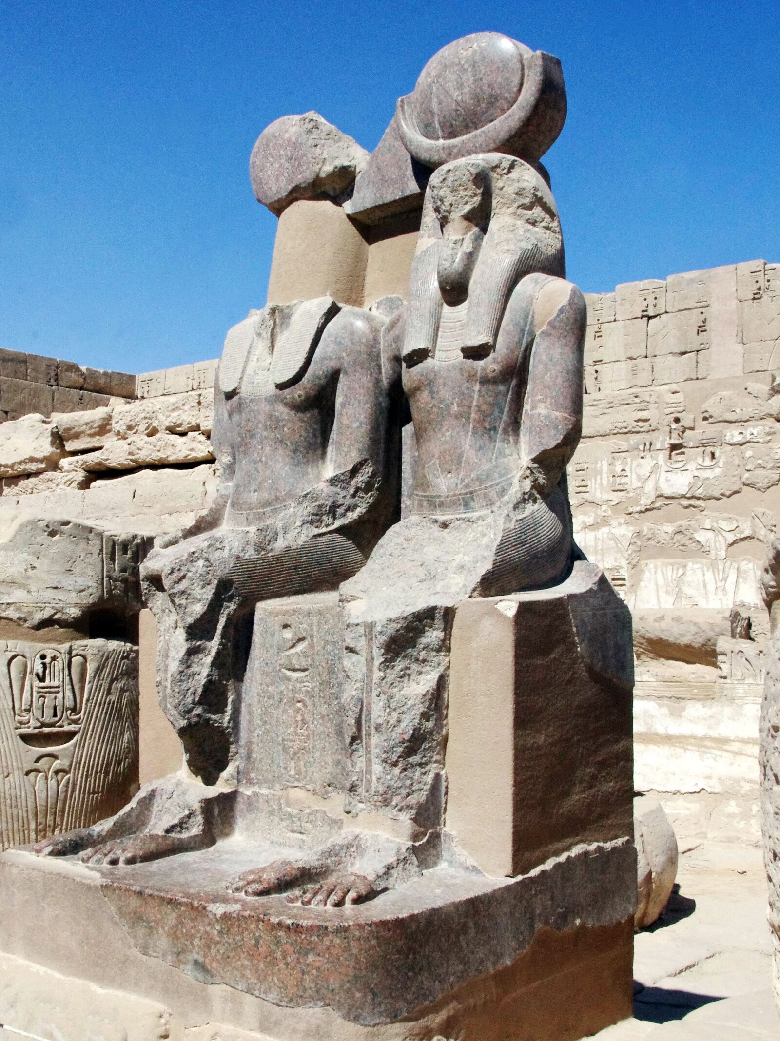 Pentax K-5 sample photo. Egypt, thebes, medinet-habu photography