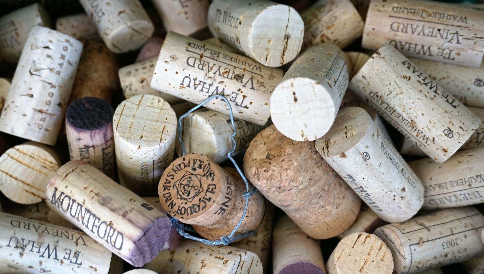 Sony a6000 sample photo. Cork, wine, winery photography