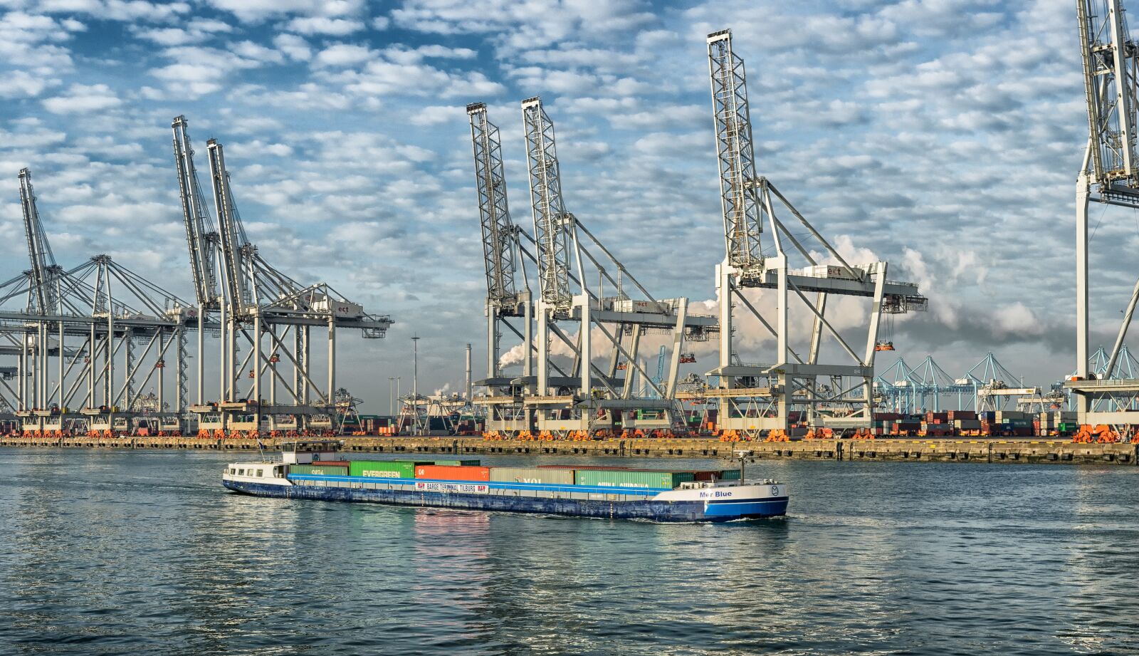 Nikon D3300 sample photo. Ship, freighter, cargo photography