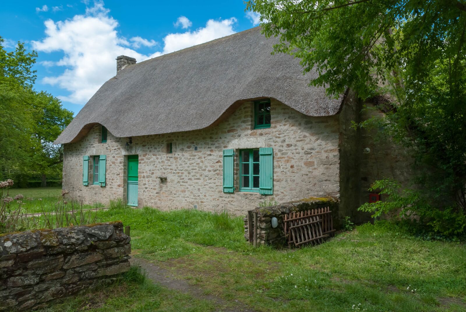 Nikon D80 sample photo. France, kerhiné, loire atlantique photography