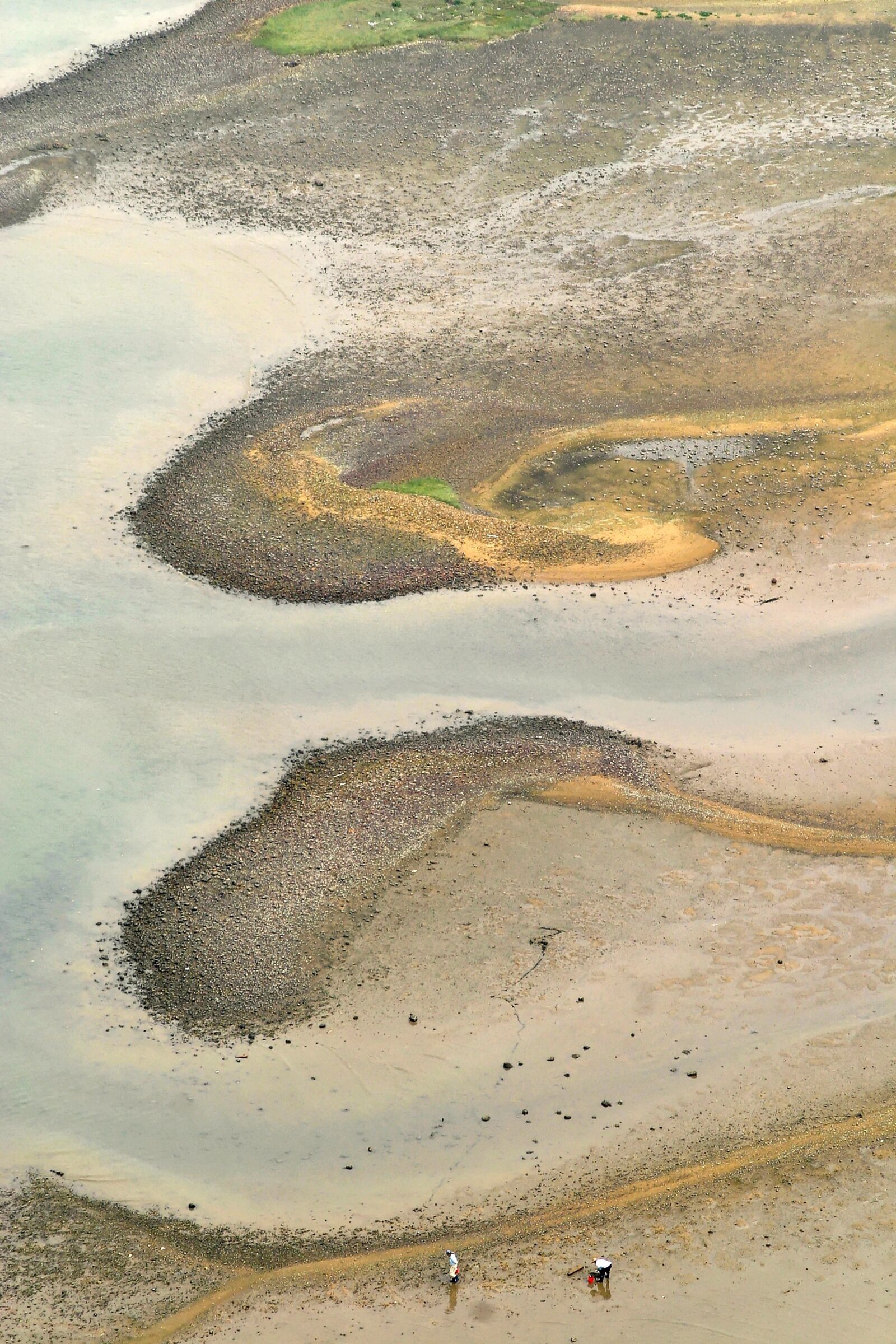 Canon EOS 10D sample photo. Ebb, collect, sea photography